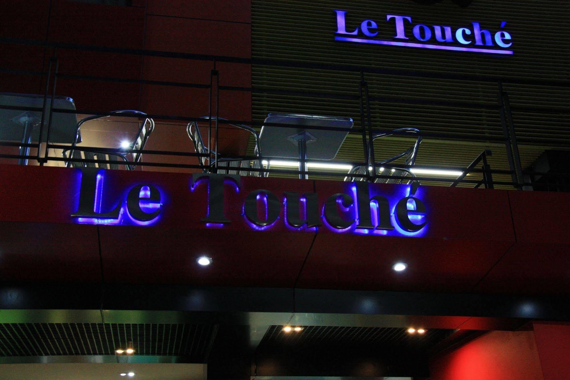 Le Touche Hotel Bangkok Exterior foto